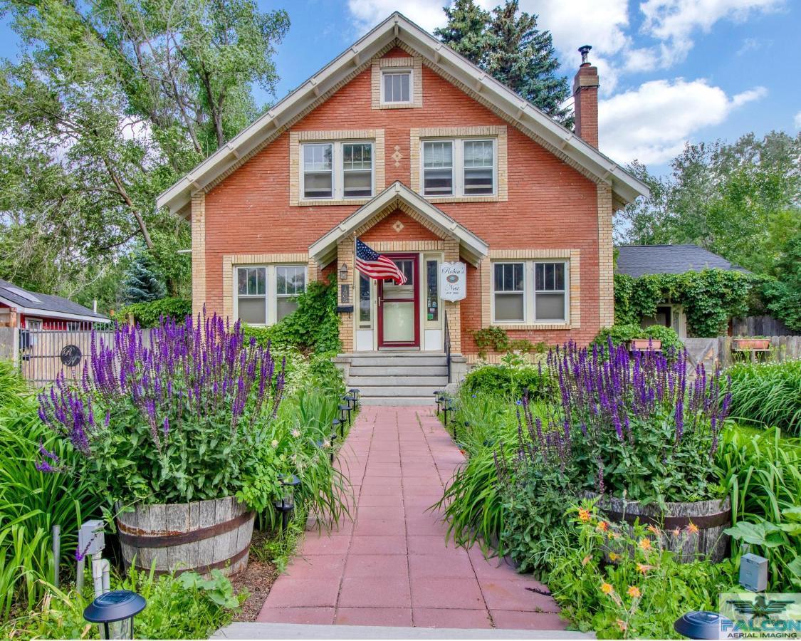 Robins Nest Bed & Breakfast Cody Eksteriør billede