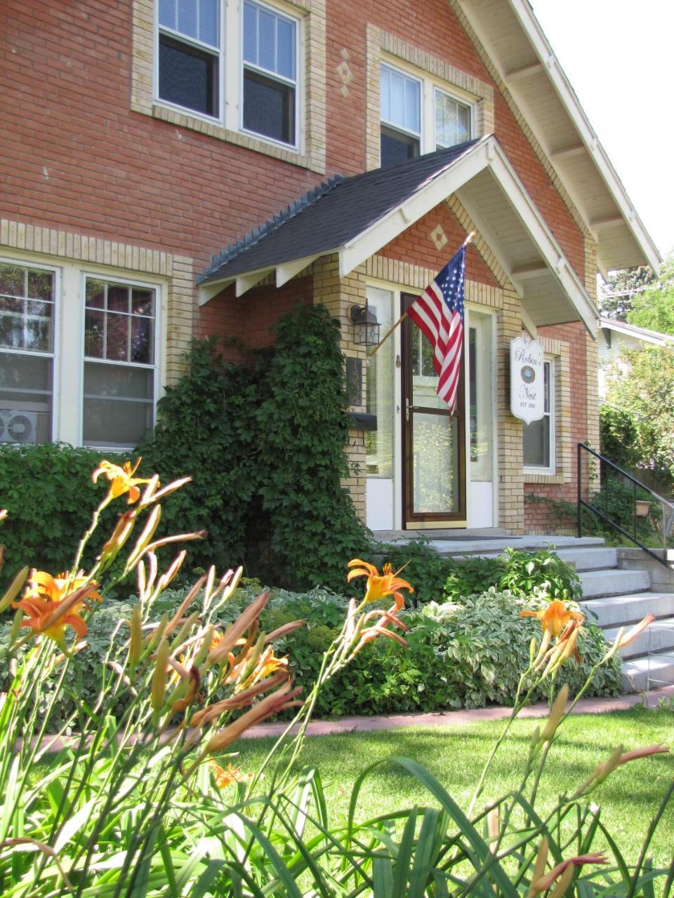 Robins Nest Bed & Breakfast Cody Eksteriør billede